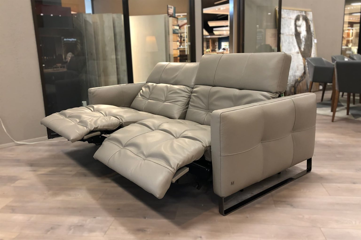 natuzzi capriccio sofa bed price