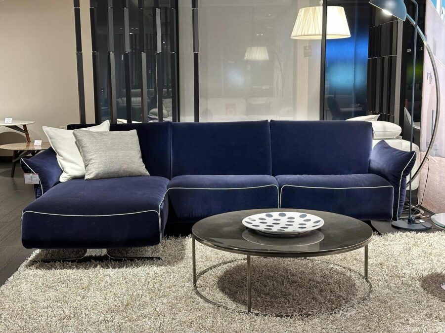 Natuzzi Italia - Milano Sofa with Chaise 2