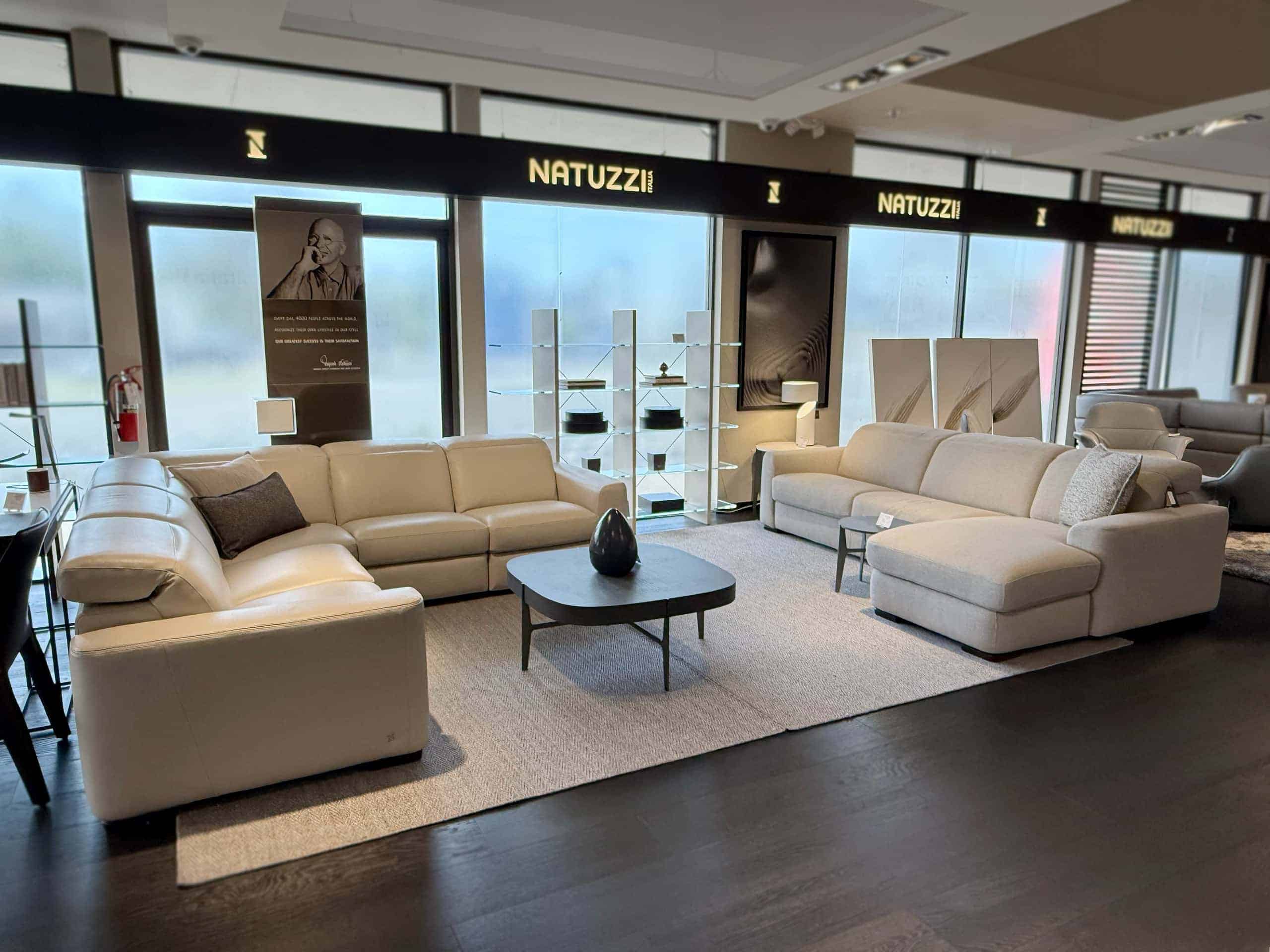 Natuzzi Italia Diesis 5pc Power Sectional and Chaise sofa