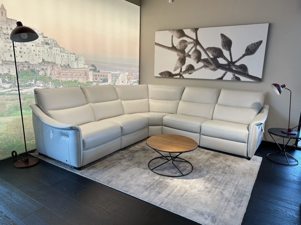 Natuzzi Italia Plie 5pc Sectional - Furnitalia | Contemporary Italian ...