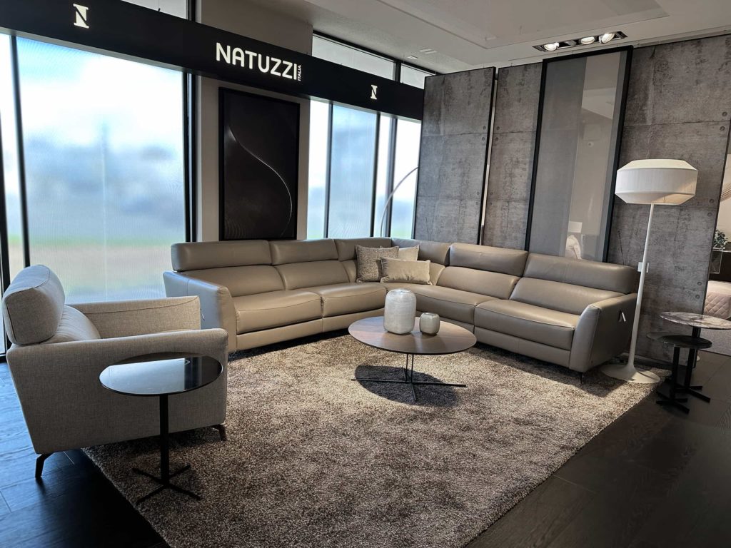 Natuzzi Italia Stan 5pc Sectional Grey - Furnitalia | Contemporary ...