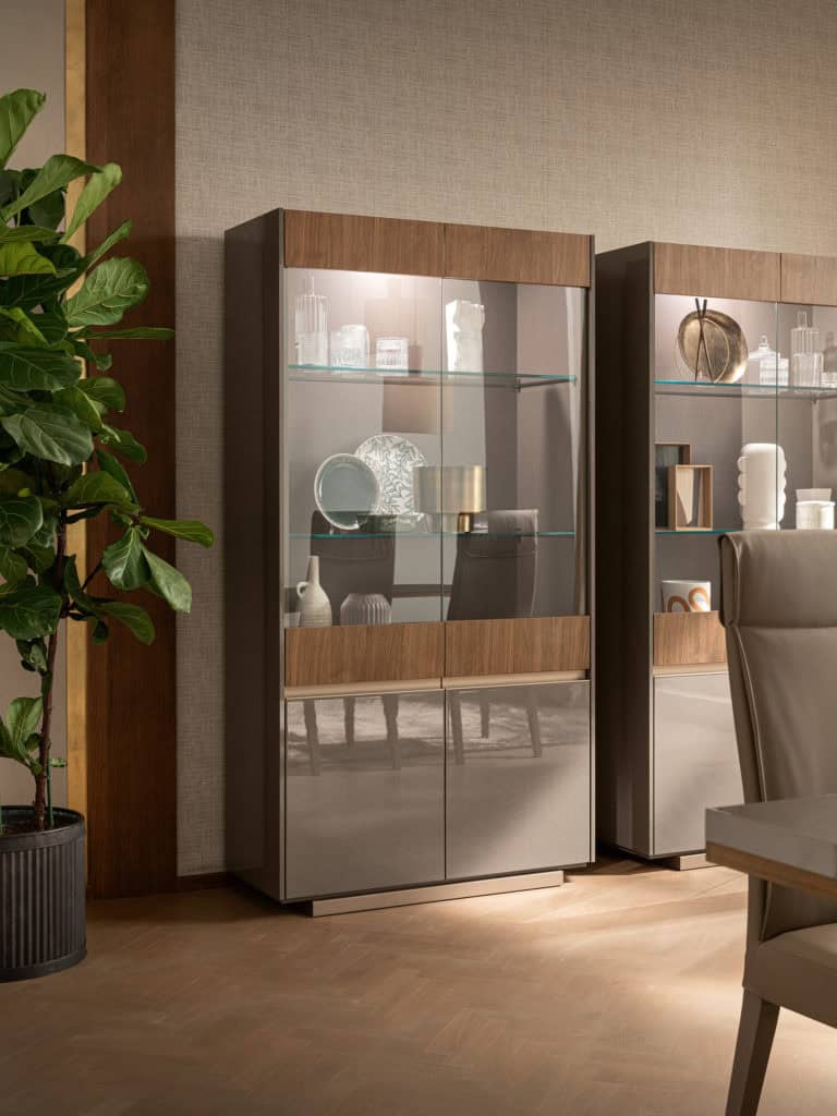 Alf Italia Corso Como 2-Door Curio Cabinet - Furnitalia | Italian