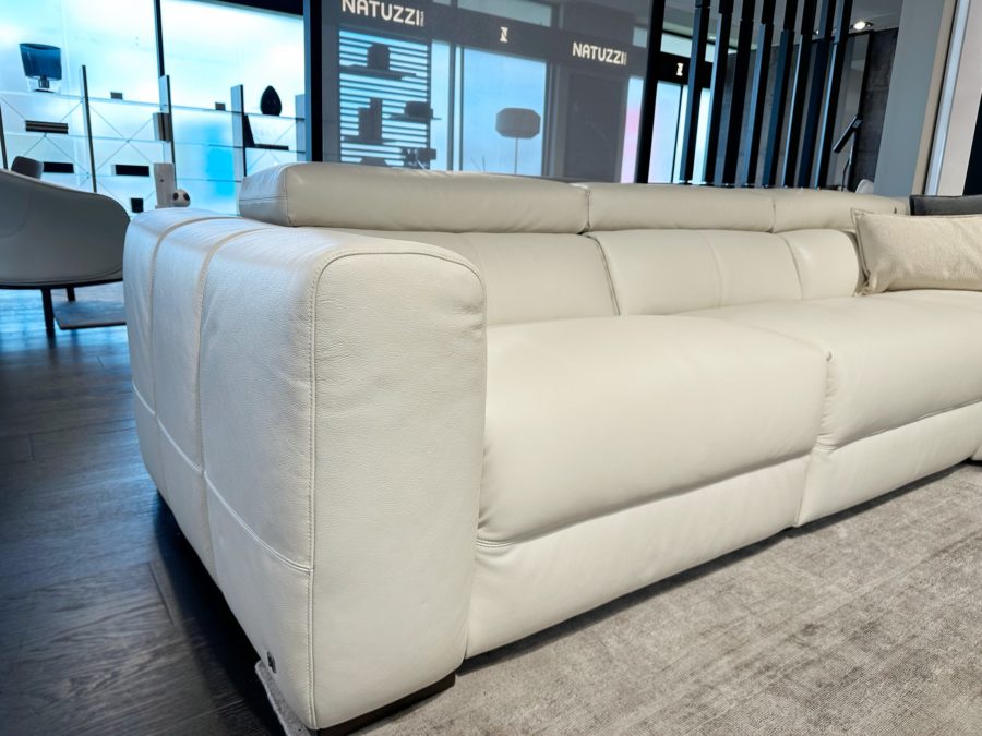 Natuzzi Italia Balance 5pc Sectional Cold White 3