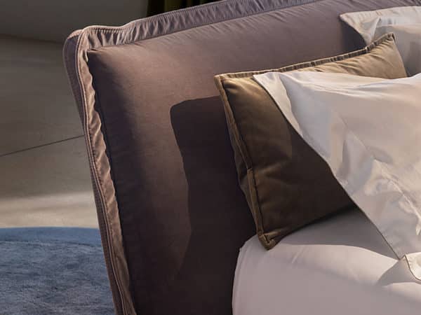 Natuzzi Italia Piuma Bed