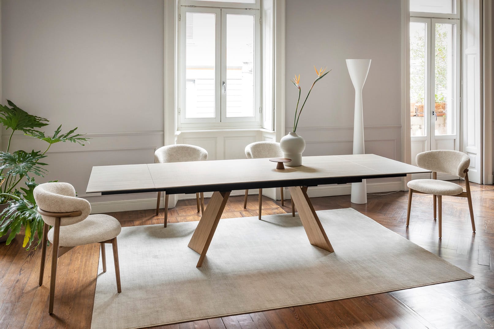 Calligaris Icaro Table and Oleandro Chairs