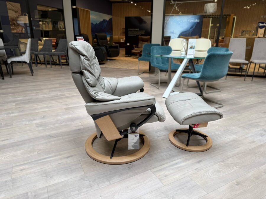 Stressless Reno Signature M recliner in Paloma Silver Grey leather and Oak Base with Matt Black Metal