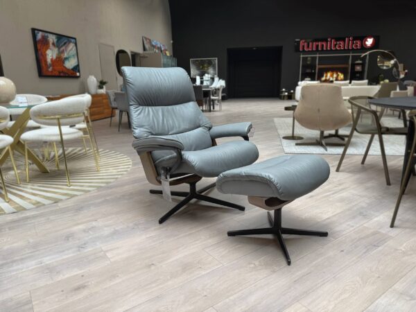 Stressless View L with Cross Base in Paloma Neutral Grey leather and Matt Black metal base