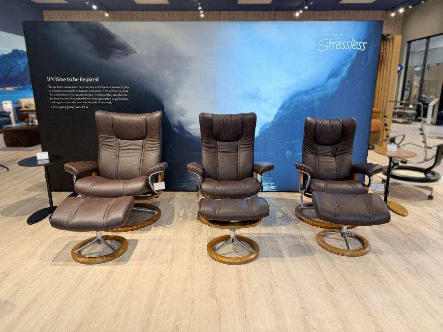 Wing Signature Recliners (S, M, L) in Paloma Chocolate leather and Teak Base with polished aluminum