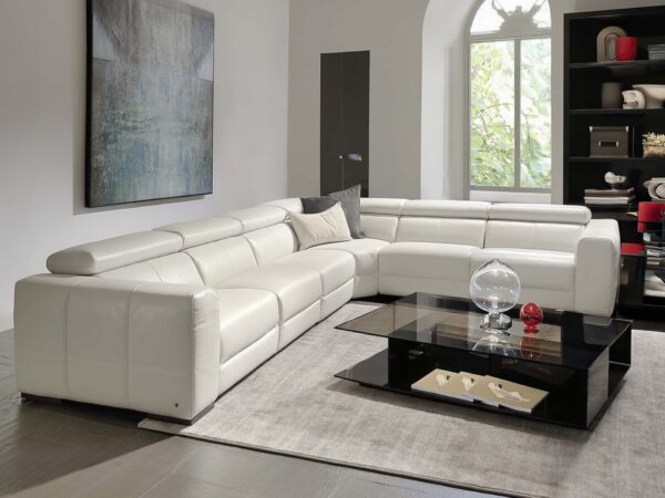 Natuzzi Italia Balance 5pc Power Sectional Cold White