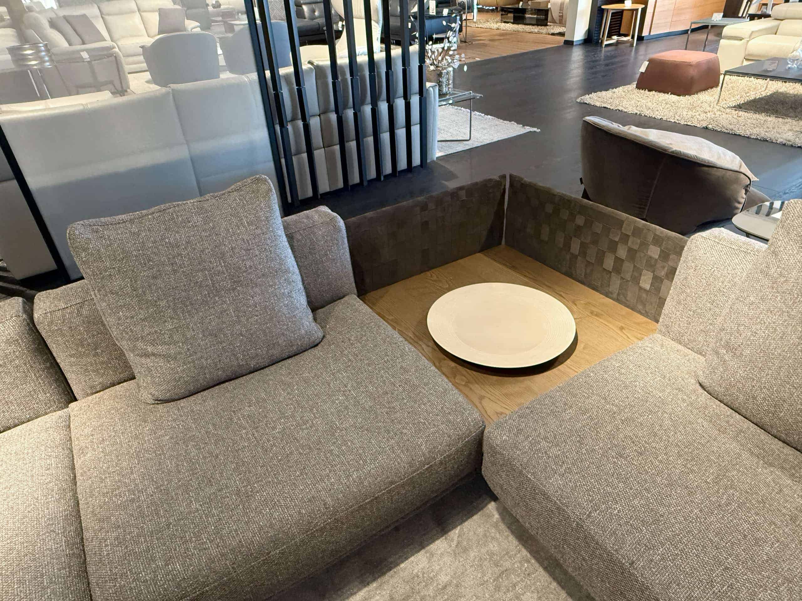 Natuzzi Italia Campus 4pc Sectional Bronze 6
