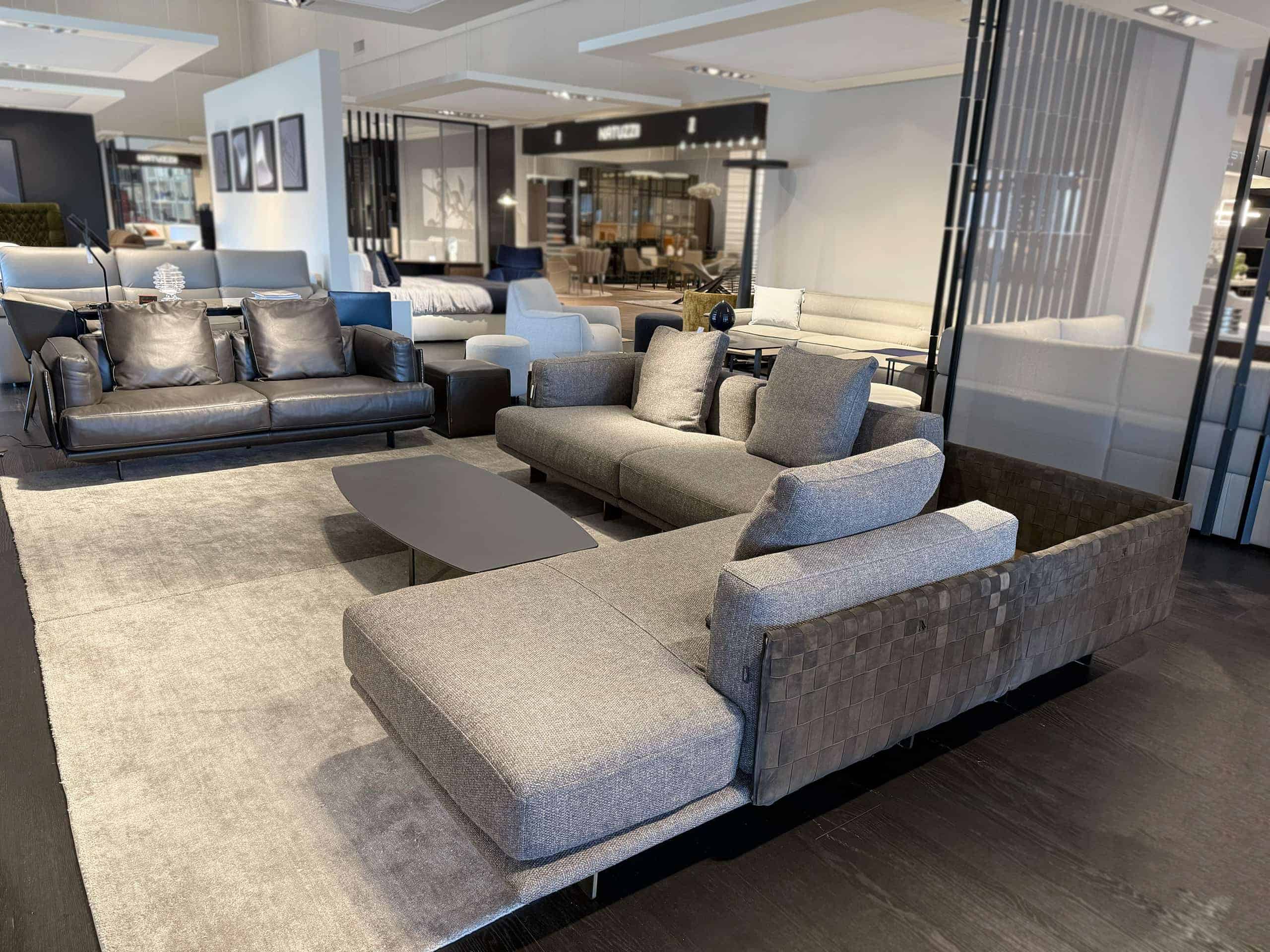 Natuzzi Italia Campus 4pc Sectional Bronze - Furnitalia | Compact