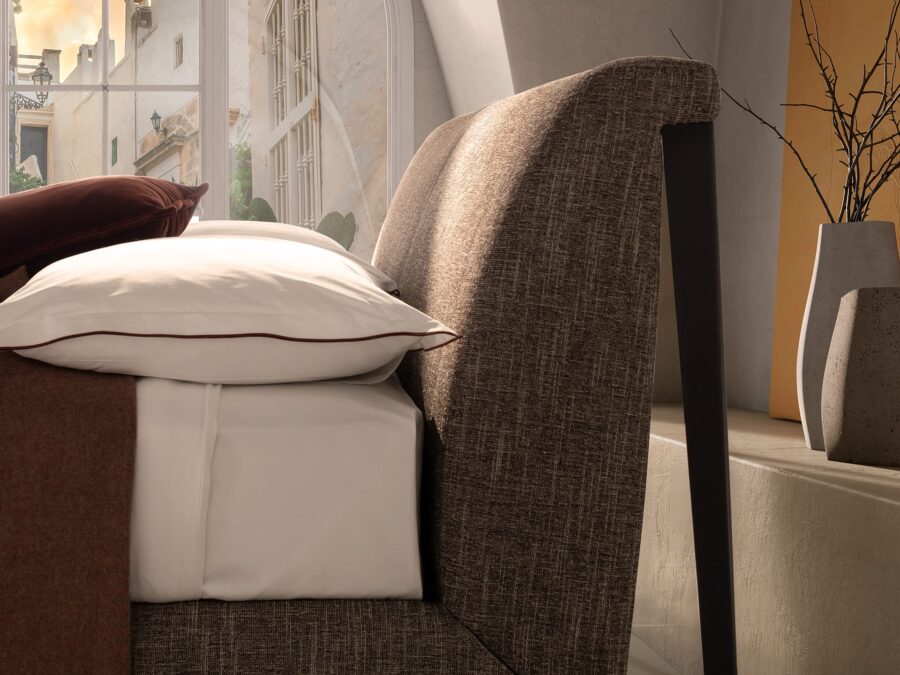 Natuzzi Italia Diamante Bed