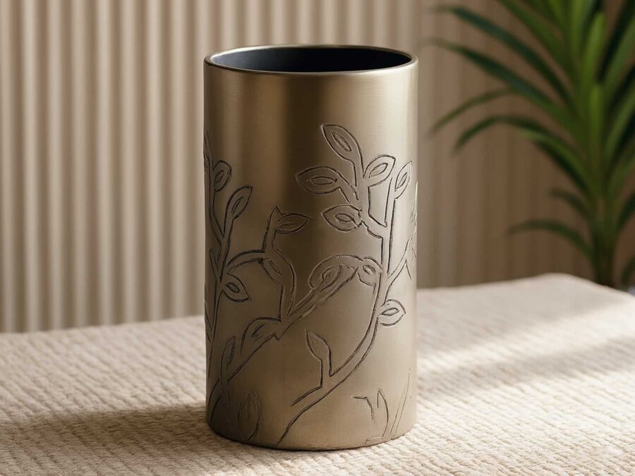 Natuzzi Italia Elda ceramic Vase
