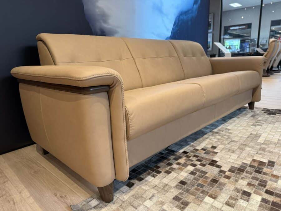 Stressless Flora Sofa Paloma Sand Wood Arms 4