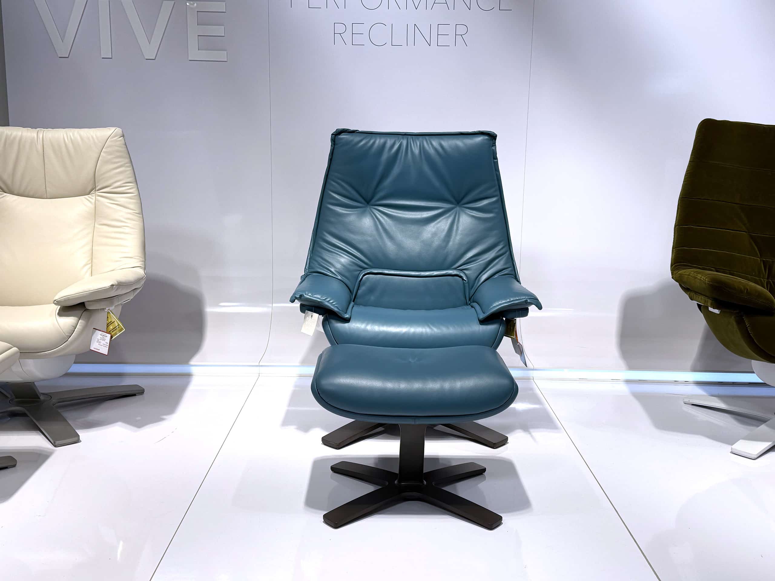 Natuzzi Italia - ReVive 601Q Linear Queen Blue 2
