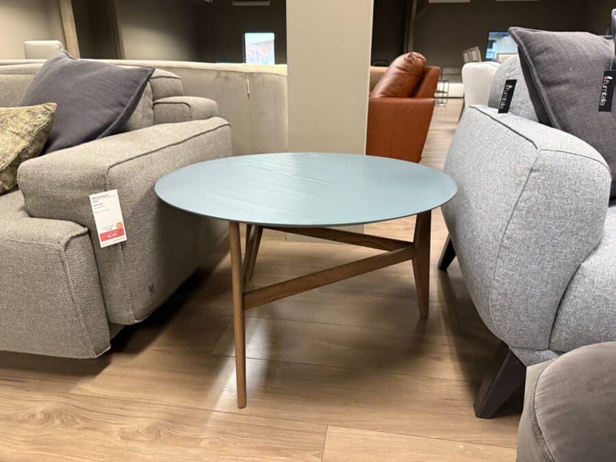 PLETTRO Central Table - Image 4