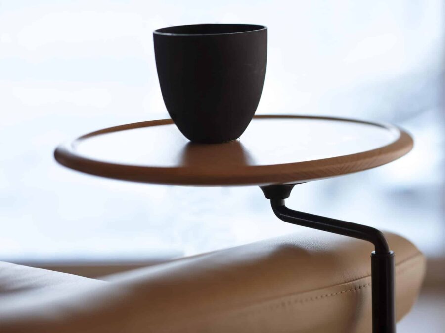 Stressless Swing Table