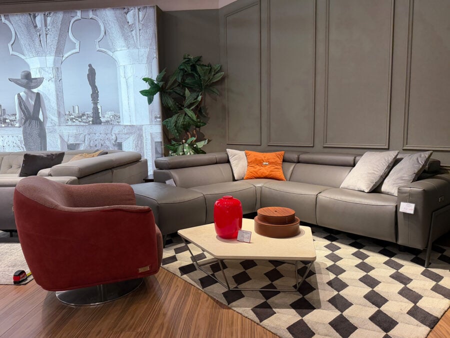 Estro Milano Claire Power Sectional Coffee