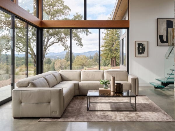 Estro Milano Arlene 5pc Power Sectional