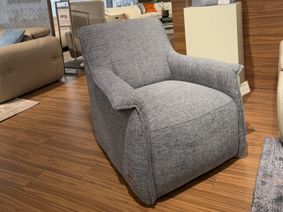 Estro Milano Butterfly Swivel Armchair