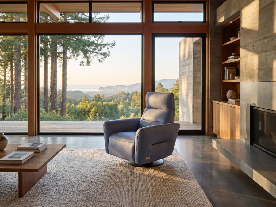 Estro Milano Norma Power Recliner Ocean Leather