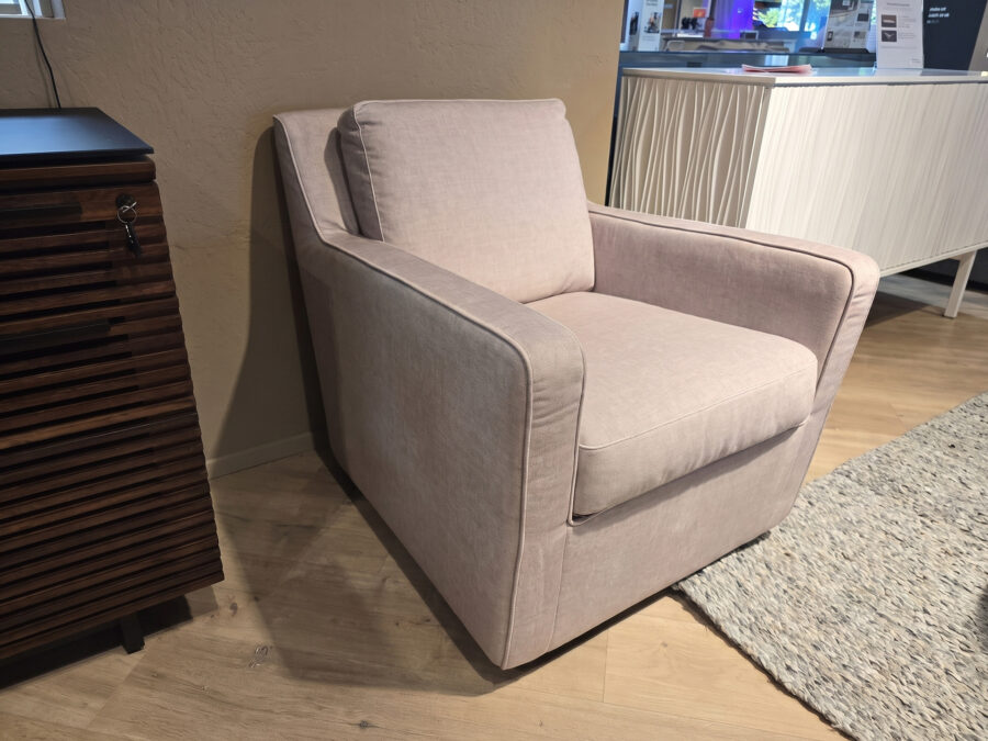 Natuzzi Editions Inside C245 Swivel Chair Armchair