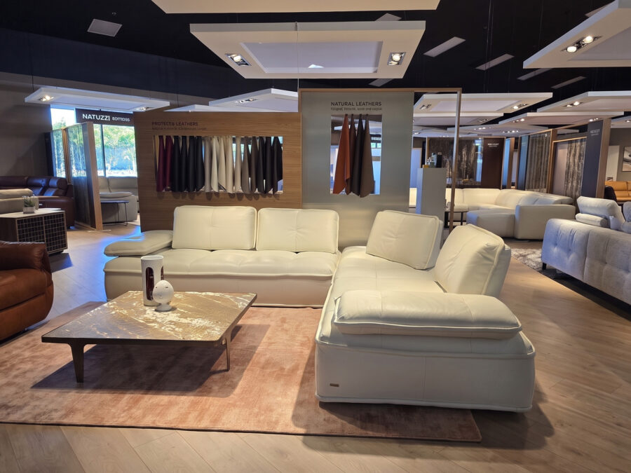 Natuzzi Editions Pixel C294 Power Sectional