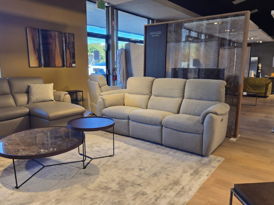 Natuzzi Editions Memphis C286 Power Sofa