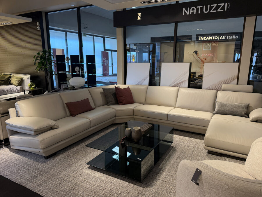 Natuzzi Italia Plaza 5pc Leather Sectional