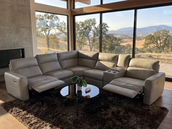 Natuzzi Editions Timoti Power Sectional