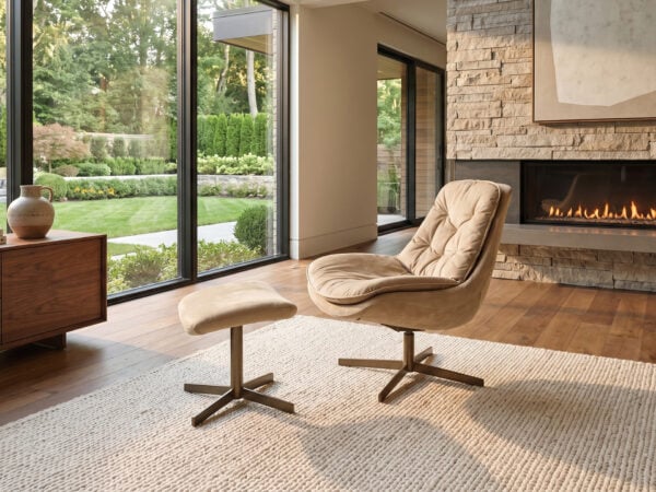 Bontempi Daya Swivel Chair with Ottoman