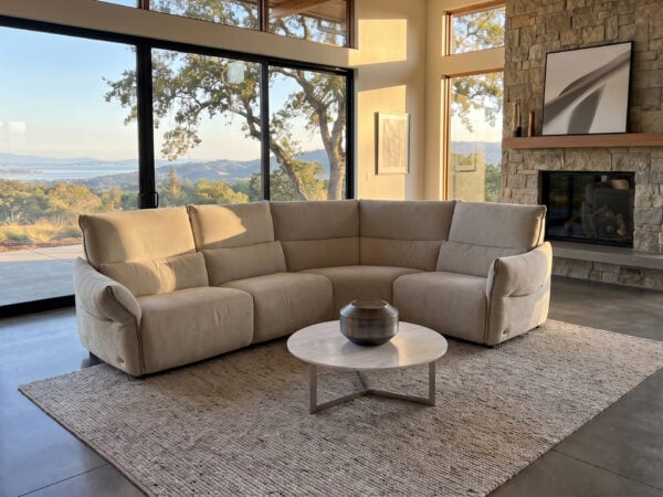 Natuzzi Italia Wellbe Power Sectional Beige